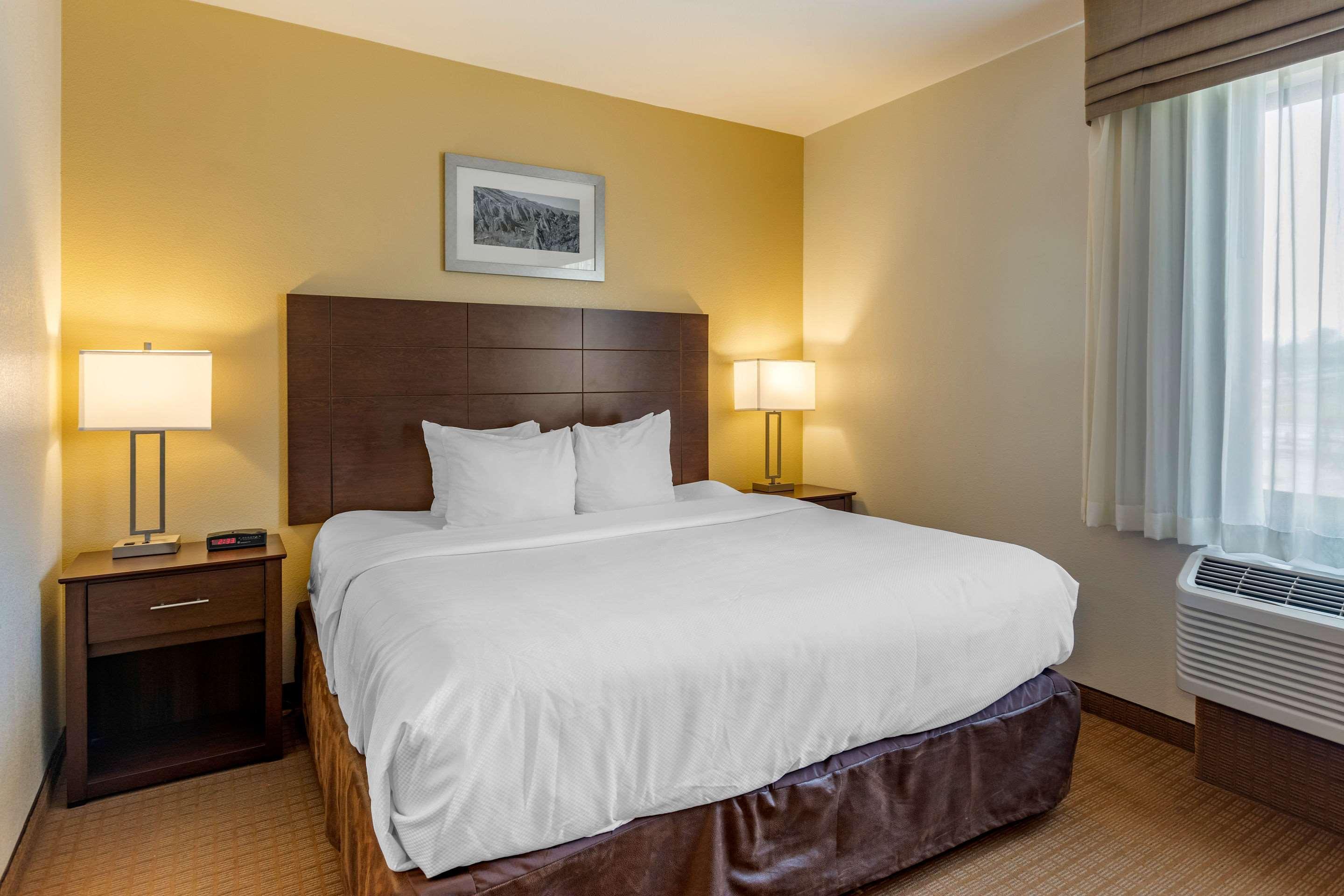 Mainstay Suites Near Denver Downtown Bagian luar foto